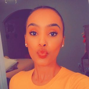 Meet your Posher, Hawi